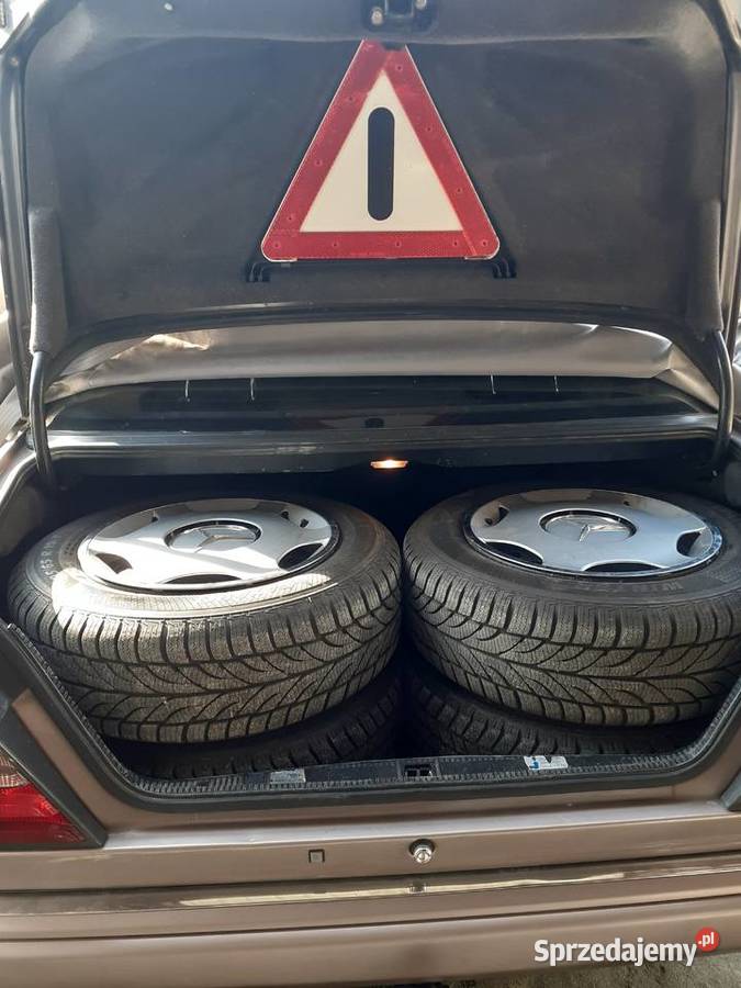 Mercedes W124 E250D świętokrzyskie Staszów