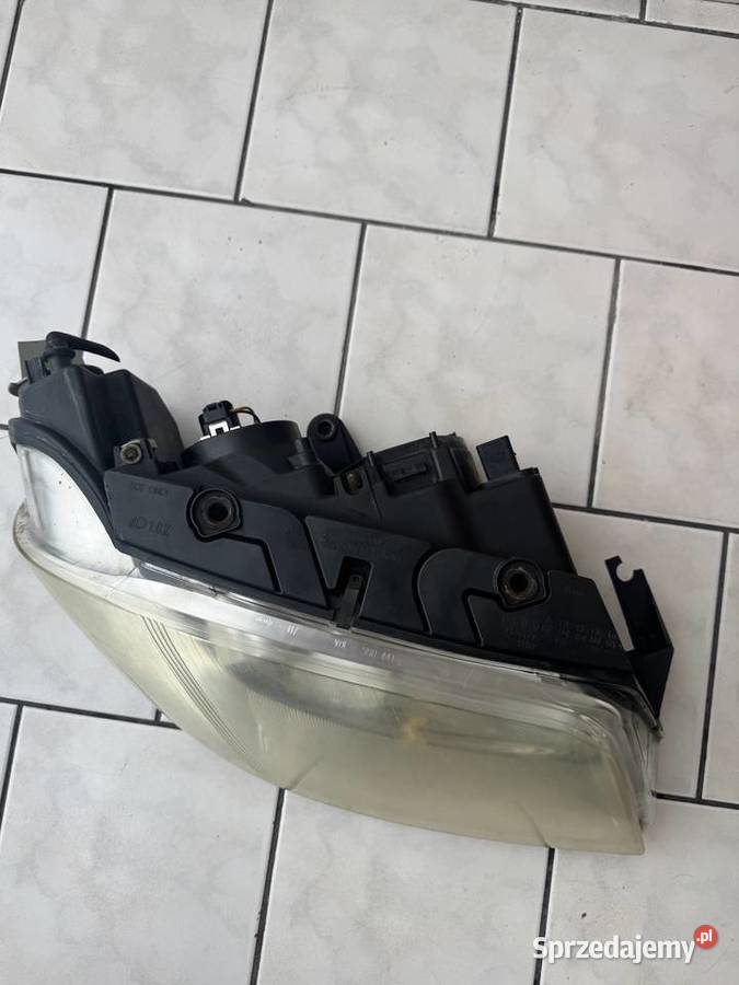 Lampa przód prawa vw passat B5 FL HELLA Kołobrzeg sprzedam