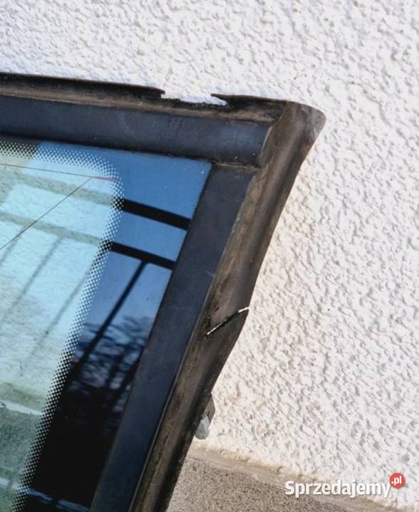 SZYBA BOCZNA TYŁ TYLNA PRAWA W KAROSERIE Działoszyce sprzedam