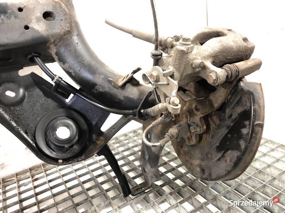 BELKA TYŁ SKODA OCTAVIA III Hatchback TYLNA