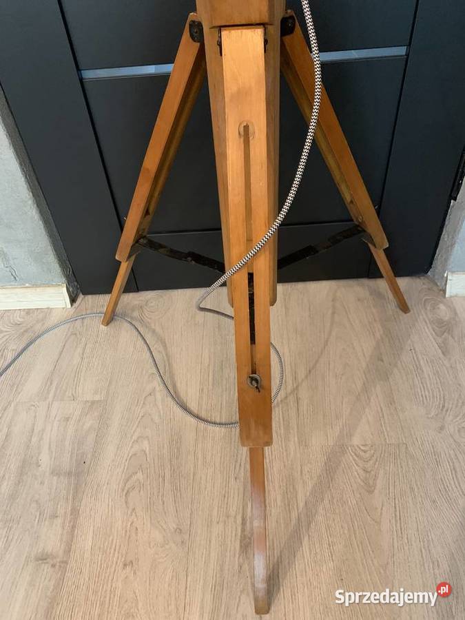 Lampa loft teatr film PRL lata 5060 Poznań