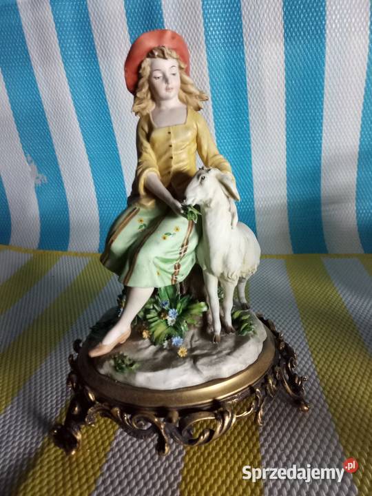 Figurkę sprzedam Borówno sprzedam