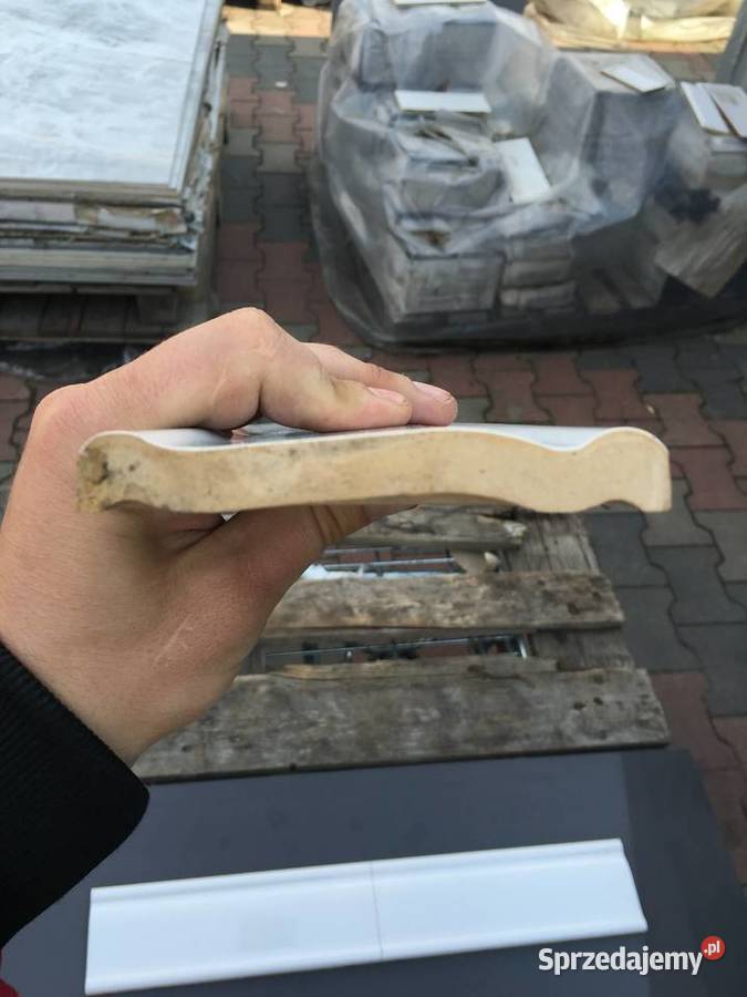 Listwa cenefa white 10x30 firmy ROCA Reguły