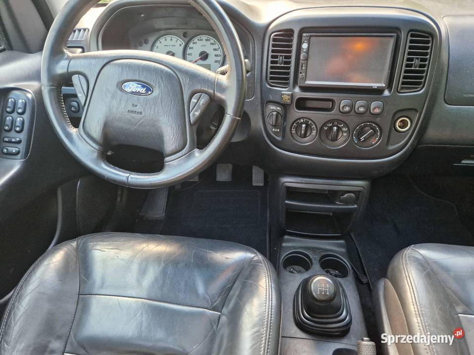 Czarny Ford Maverick 20 LPG 2003 Klima Czarne Ciechocinek