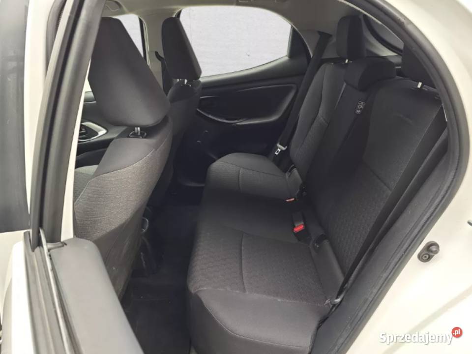 TOYOTA Yaris 15 Comfort benzyna Yaris Zamość