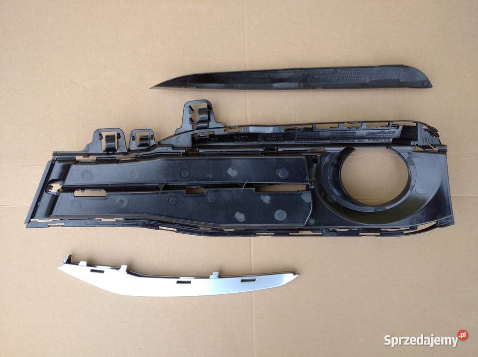 BMW 3 F30 F31 LCI Lift Sport Line kratka 7396884 zderzaki