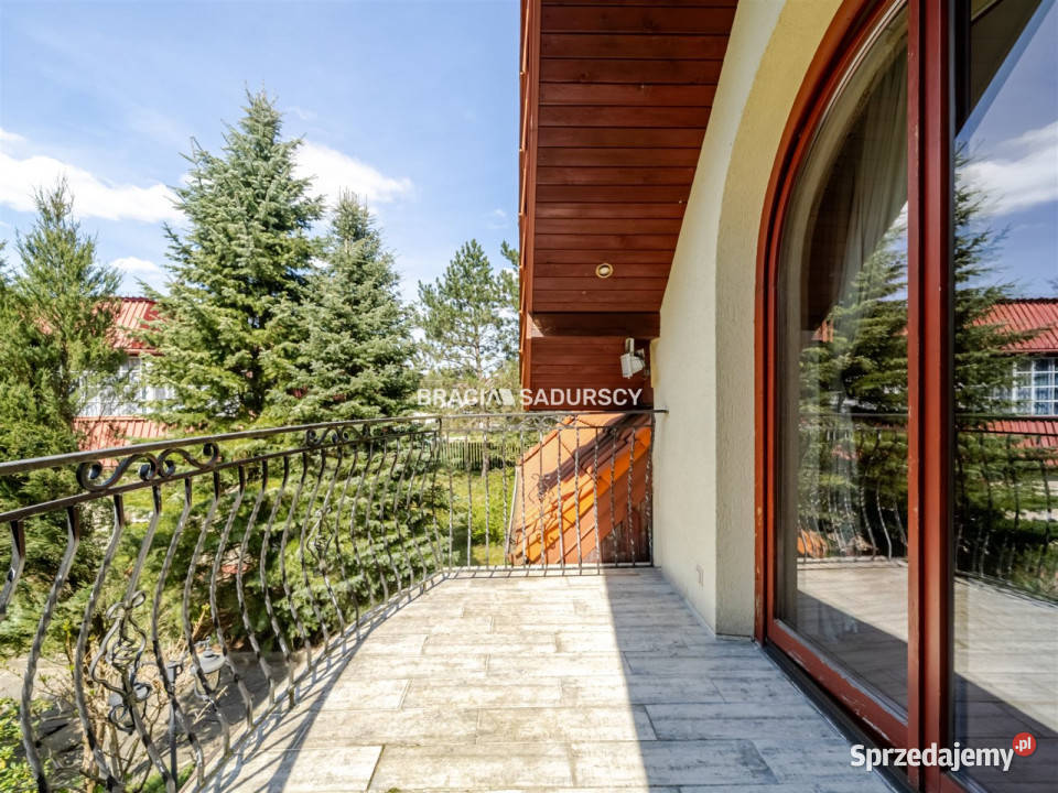 sprzedaży domu 322m2 Cholerzyn