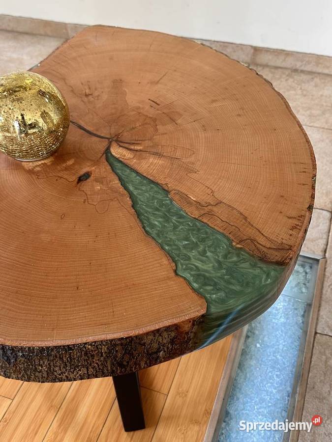 Stolika kawowy z żywicą epoksydową Wrocław