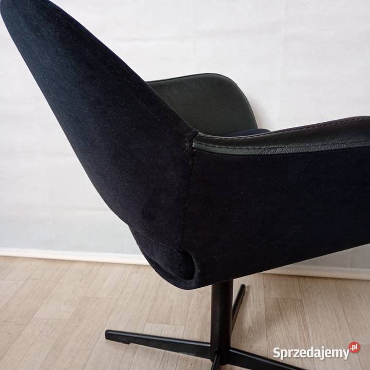 Fotel obrotowy z PRL MUSZELKA renowacji