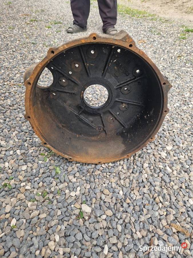 Obudowa sprzęgła c328 c330 Trojanów sprzedam