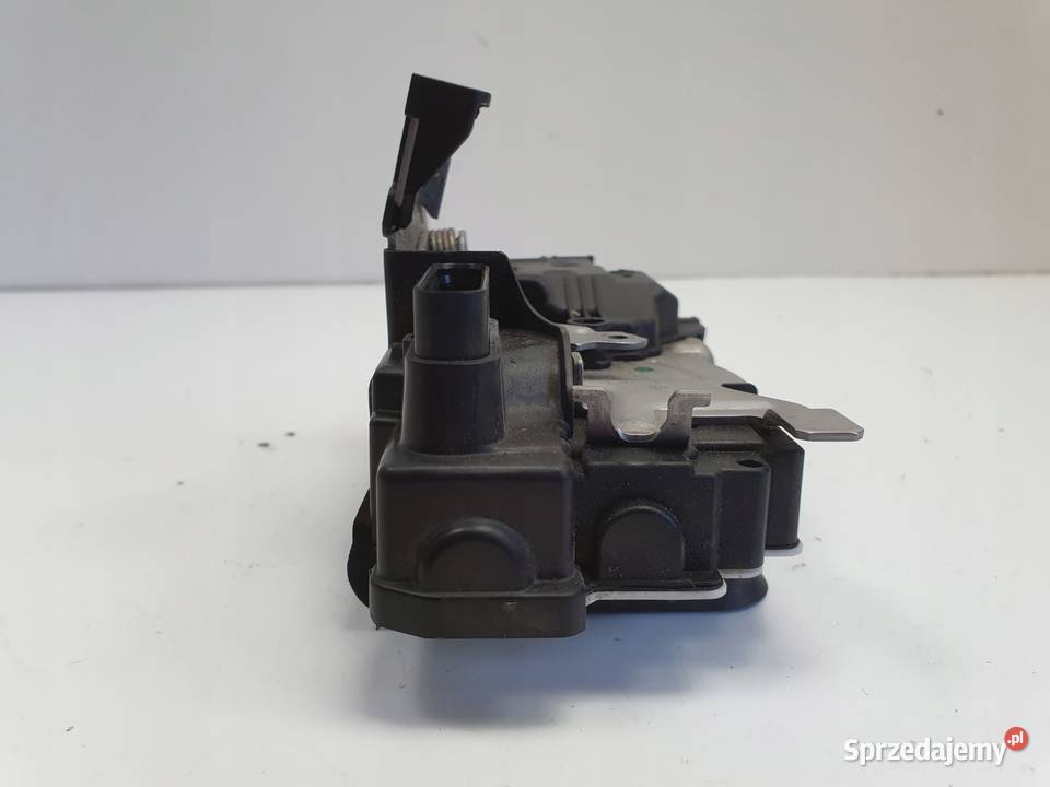 Volvo VOLVO XC60 II XC40 ZAMEK DRZWI prawy przód Chełm