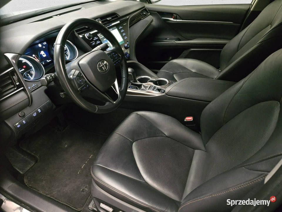Toyota Camry IX 2018 Komorniki