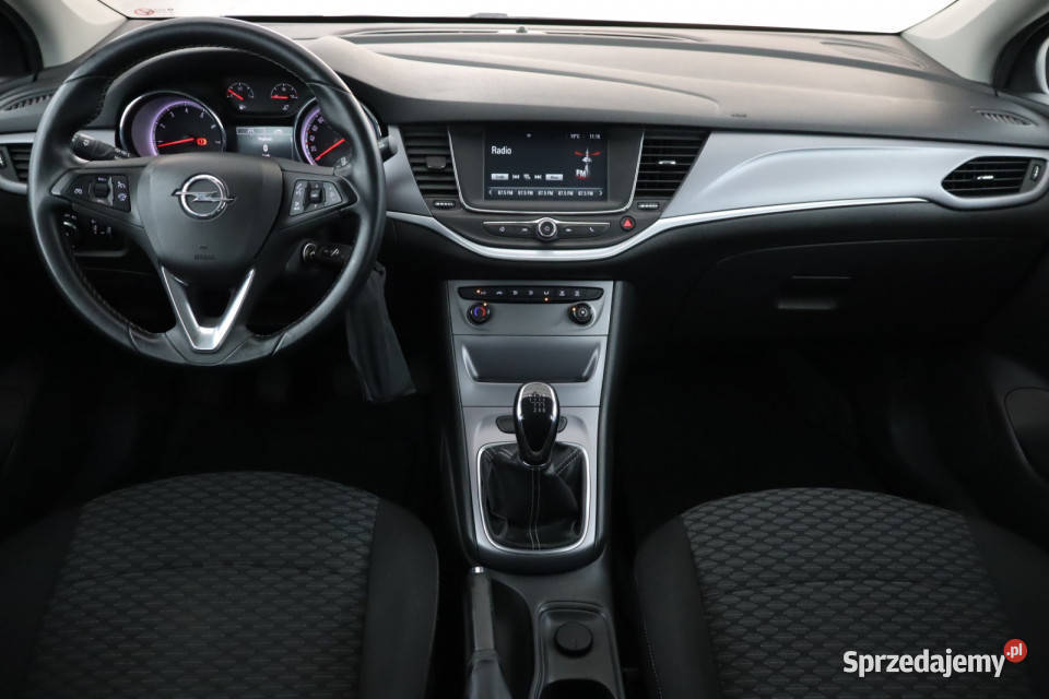Opel Astra 14 T Hatchback Zabrze
