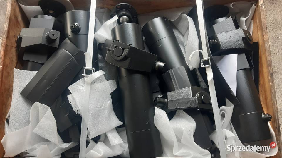 Siłownik wywrotu 640 skok 1850mm z gniazdem i Brzozówka sprzedam