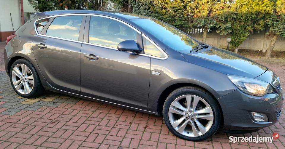 Cosmo 14 turbo Navi pdc przód i tył alufelgi 231421km