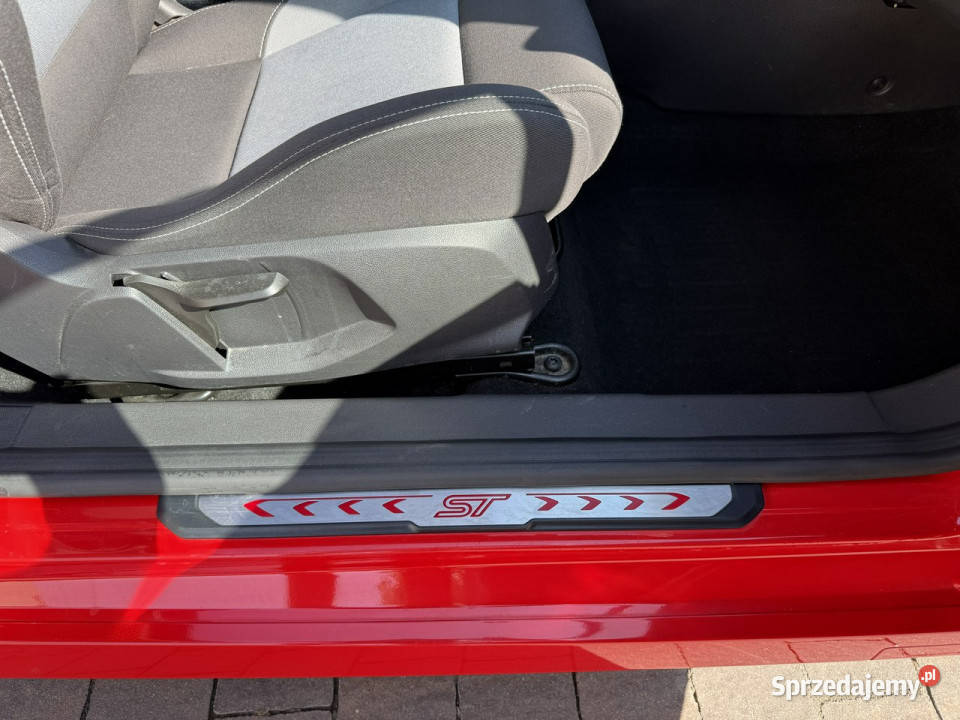 Ford Fiesta 16 ST 182 fotele Recaro z Niemiec elektryczne lusterka Konradów
