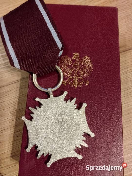 Srebrny Krzyż Zasługi III RP nadaniowy Poznań