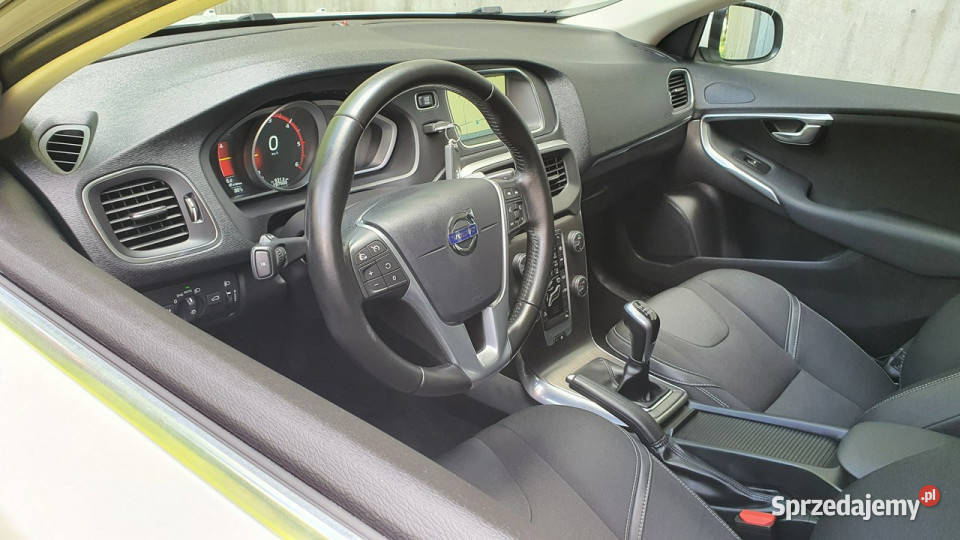 Volvo V40 20 D2 120 Momentum Navi Climatronic Chmielnik