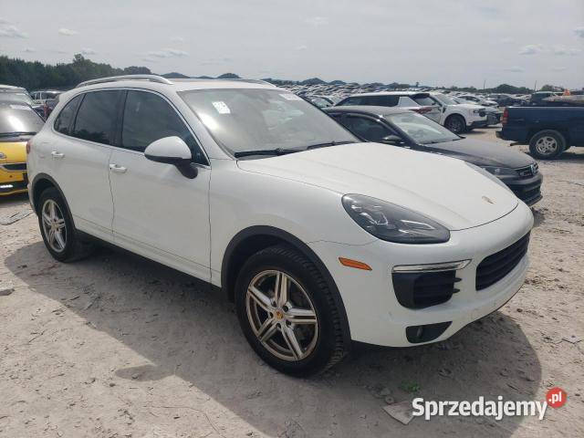 PORSCHE CAYENNE produkcji 2016 z USA Samochody osobowe Warszawa