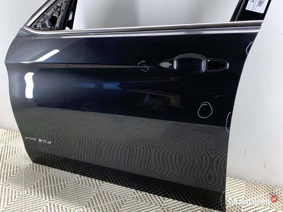 DRZWI LEWY PRZÓD BMW F16 SUV 1419 Sophistograu