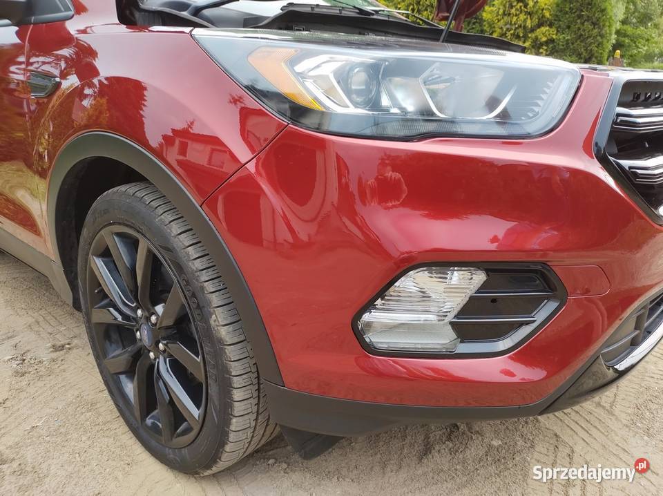 Ford Kuga 15 EcoBoost Black Edition Ruby Red przyciemniane szyby Kuga Kościerzyna