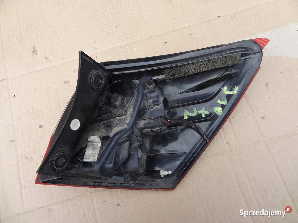 LAMPA LEWA TYLNA TYŁ NISSAN QASHQAI I J10 2 LIFT