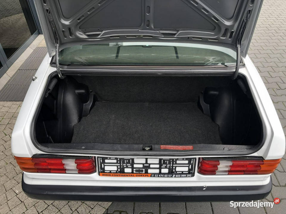 Mercedes W201 Klasykładnyzadbanypierwszy Motoryzacja śląskie Żory