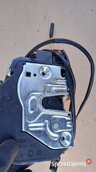 MERCEDES W203 ZAMEK DRZWI PRZÓD LEWY 5PIN EU Zbierkowo
