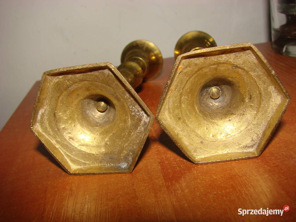 mosiężny świecznik
