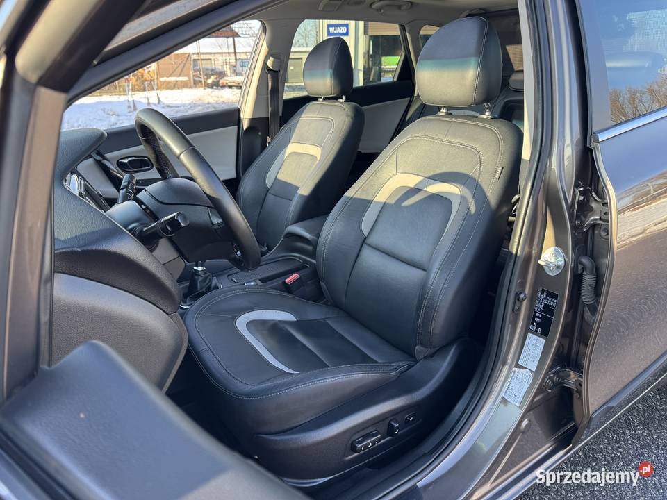 Kia Ceed 16 BENZYNA Nawigacja Kamera Ledy immobilizer Konin