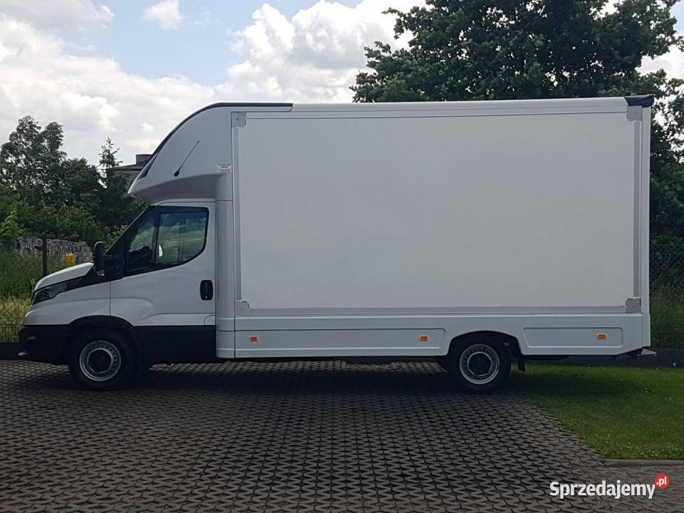 Iveco Daily KONTENER NISKOPODŁOGOWY 443x223x242 śląskie Poręba sprzedam