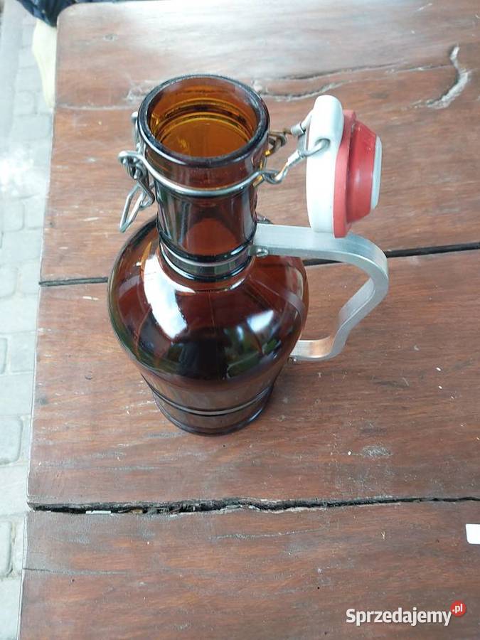Stara butelka na piwo wino Wąwolnica