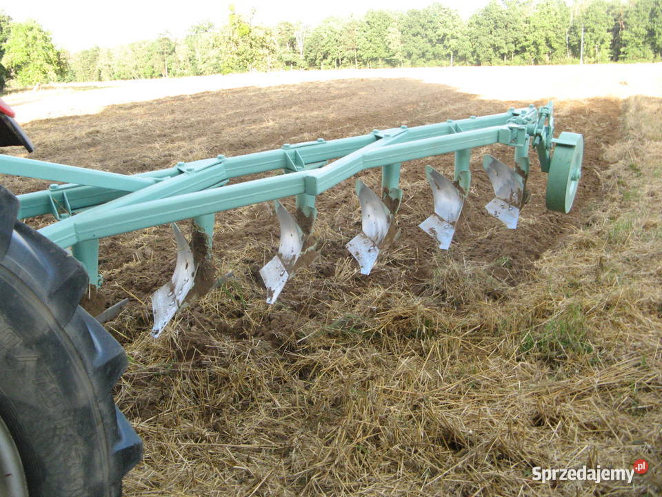 Pług podorywkowy Unia Grudziądz 5 i 7 skibowy Ryki