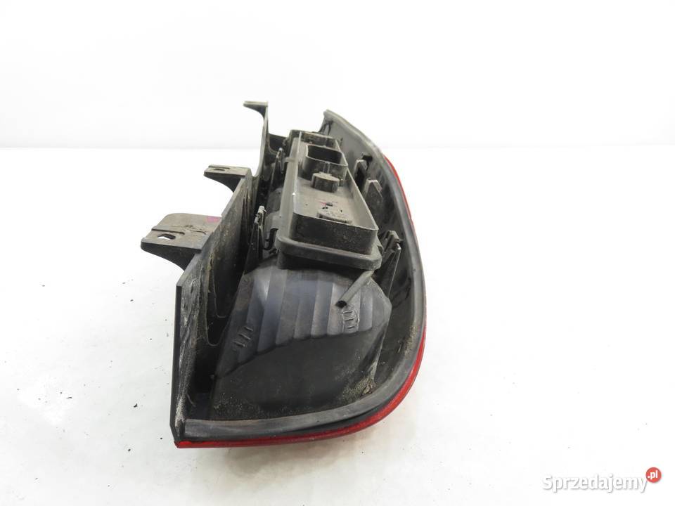 LAMPA LEWA TYLNA MERCEDES VITO W639 osobowe