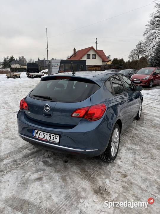 Opel Astra 14T Benz HB światła do jazdy dziennej Okuniew