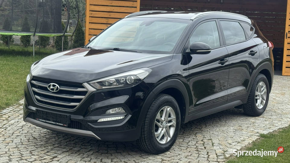 Hyundai Tucson 16 Benz 132 z Niemiec sprzedam