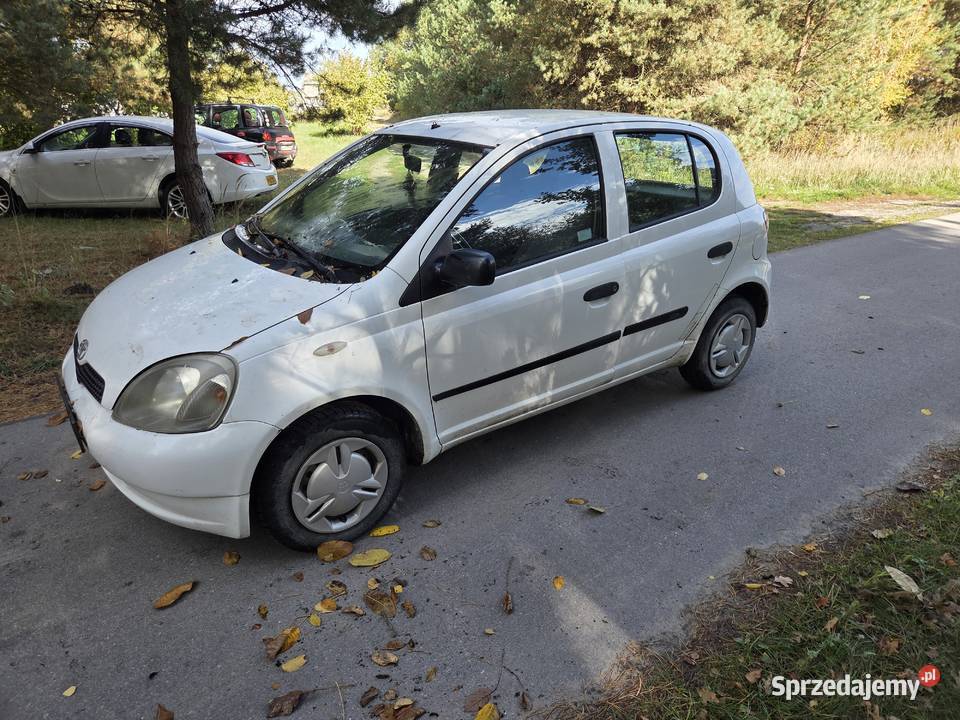 Toyota Yaris 10 Afryka Yaris Motoryzacja
