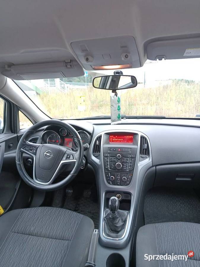 Opel Astra J 2013 130 koni Opel Dąbrowa Górnicza