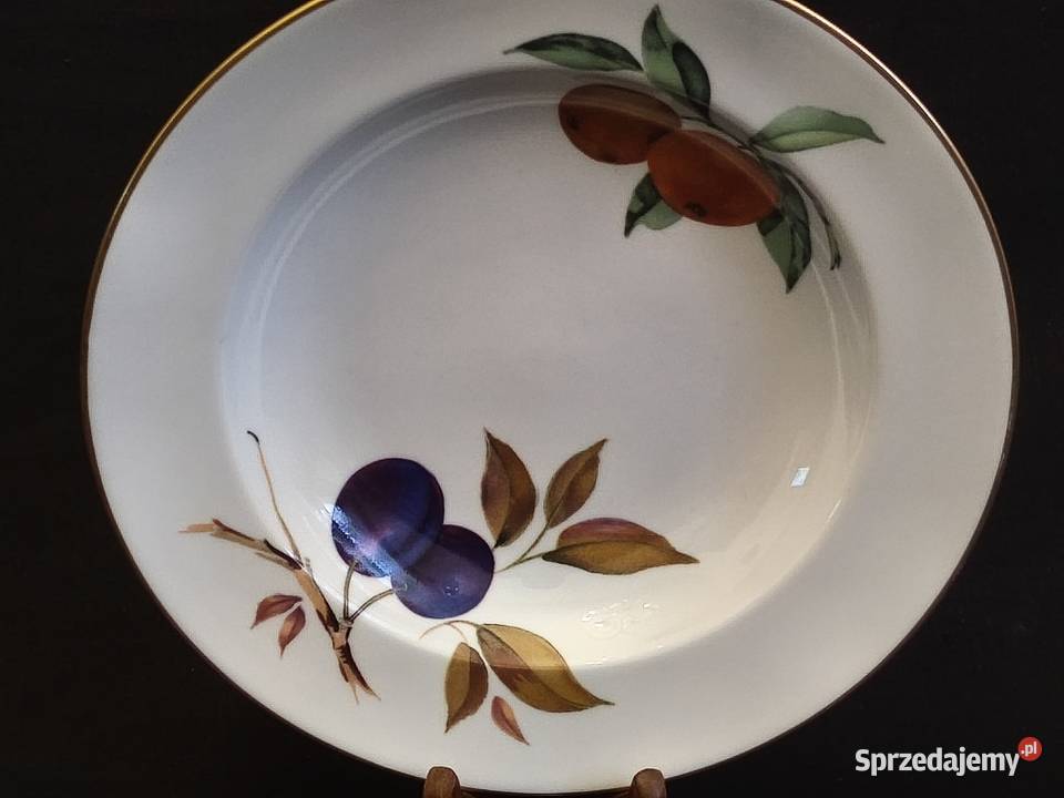 Talerz angielski Royal Worcester Evesham Gold Chełm