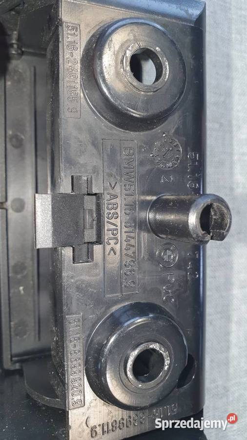 Popielniczka BMW e36 8 144 796 wielkopolskie Lusowo
