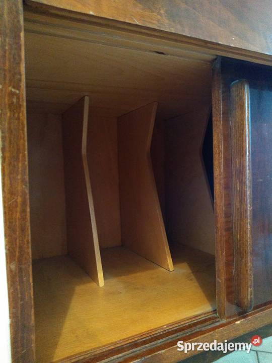 Ciekawa szafka na gramofon tv RTV