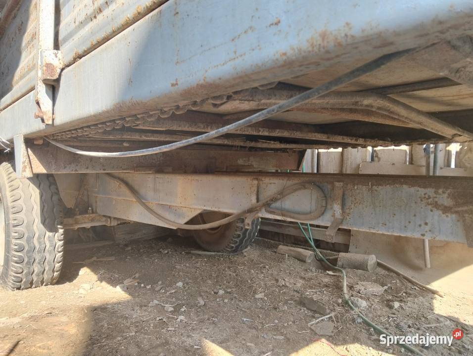 Sprzedam przyczepę i rozrzutnik Ostrów