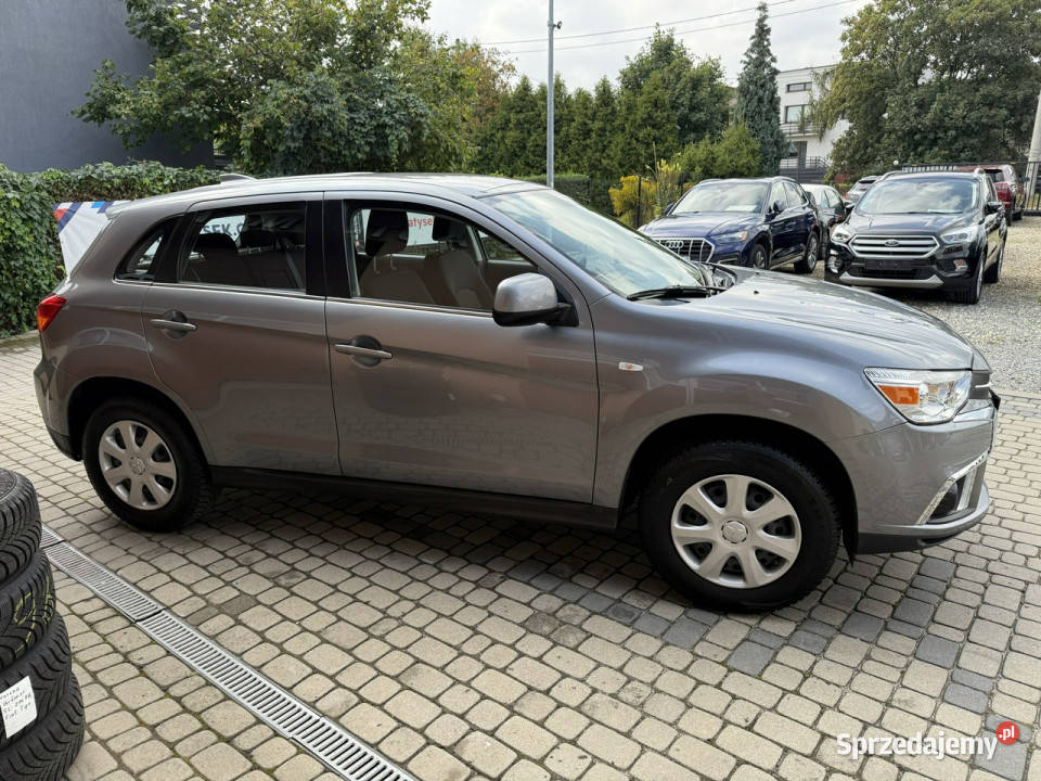 Mitsubishi ASX Rezerwacja Orzech