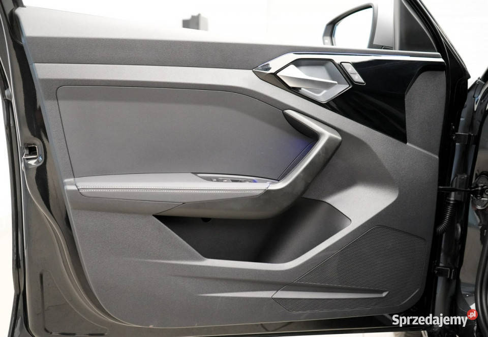 Audi A1 Sportback 40 TFSI 207 Stronic SLine LED sprzedam