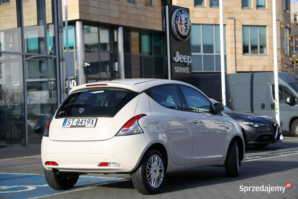Lancia Ypsilon 12 8V Elefantino SS IV 2011 Ypsilon Tychy