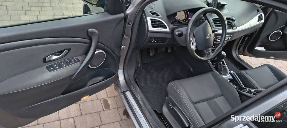 Renault Megane stan idealny Rok produkcji 2009 Bełchatów