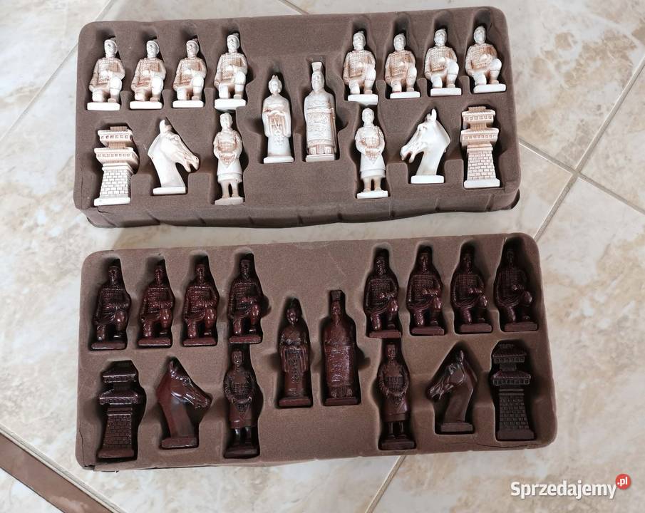 Szachy figurowe kolekcjonerskie Terakotowa Armia Lędziny sprzedam