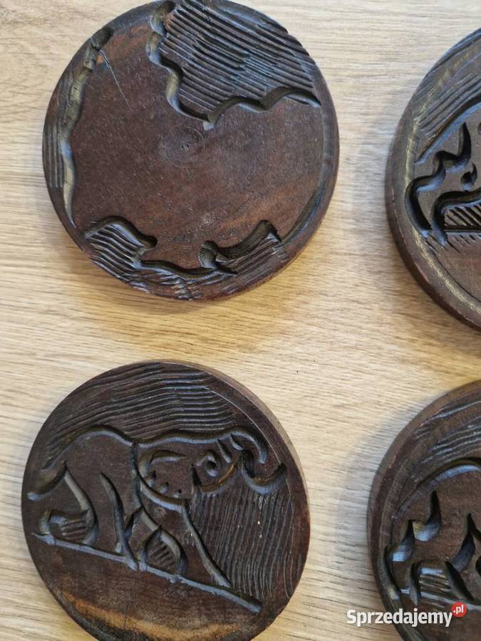 Rzeźbiona podstawka pod kubek Afryka drewno Radom