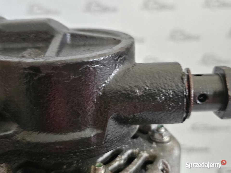 Kia CARENS 20 CRDI D4EA alternator vacum pompa sprzedam