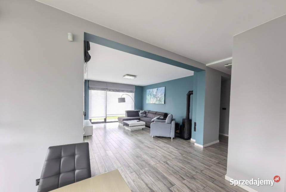 DOM JEDNORODZINNY W BOBROWCU garaż Bobrowiec